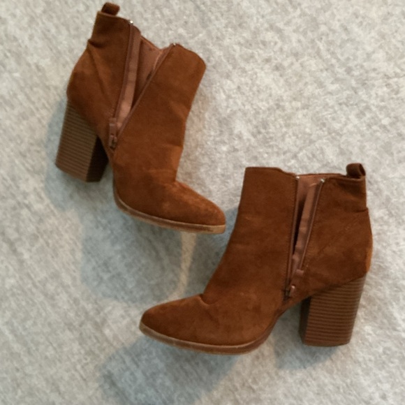 Suede Brown Heeled Boots - Picture 3 of 6